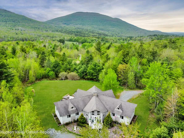 100 Wilderness Dr Exd, East Jewett, NY 12424