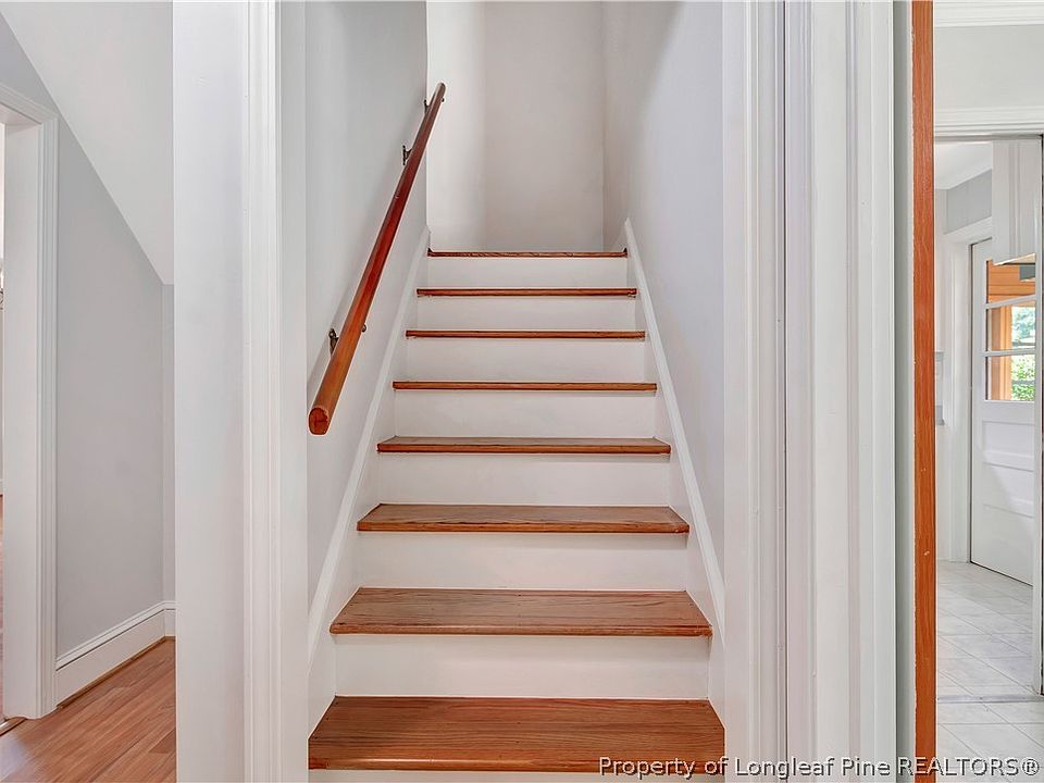 22nd image of 314 W 18th St