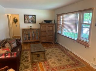 1715 Vine St, West Des Moines, IA 50265
