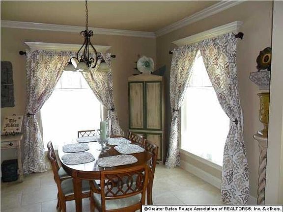 4th image of 14090 W Creek Dr
