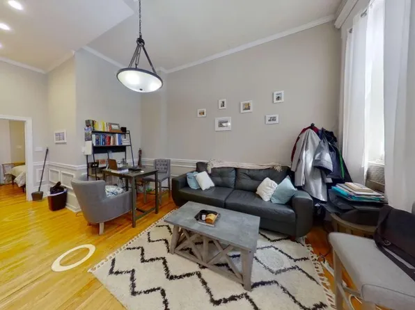 1731 Pine St APT 1F, Philadelphia, PA 19103