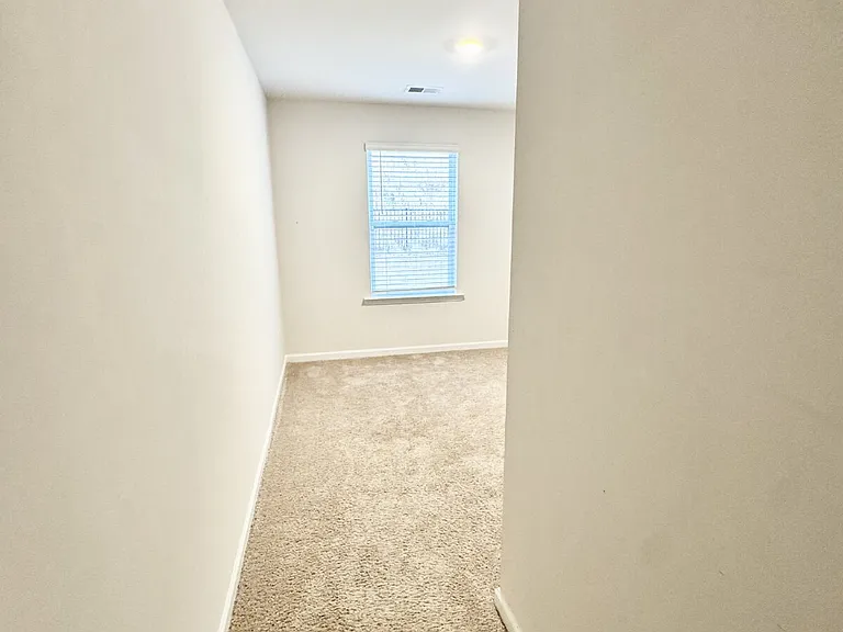 203 Oakmont Valley Trl — Photo 20