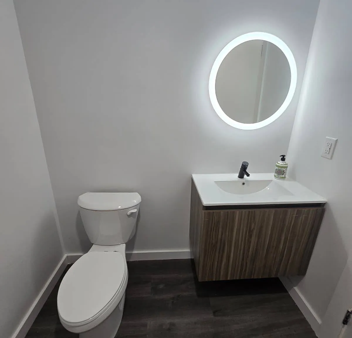 1 bed, $2,400 — Photo 4