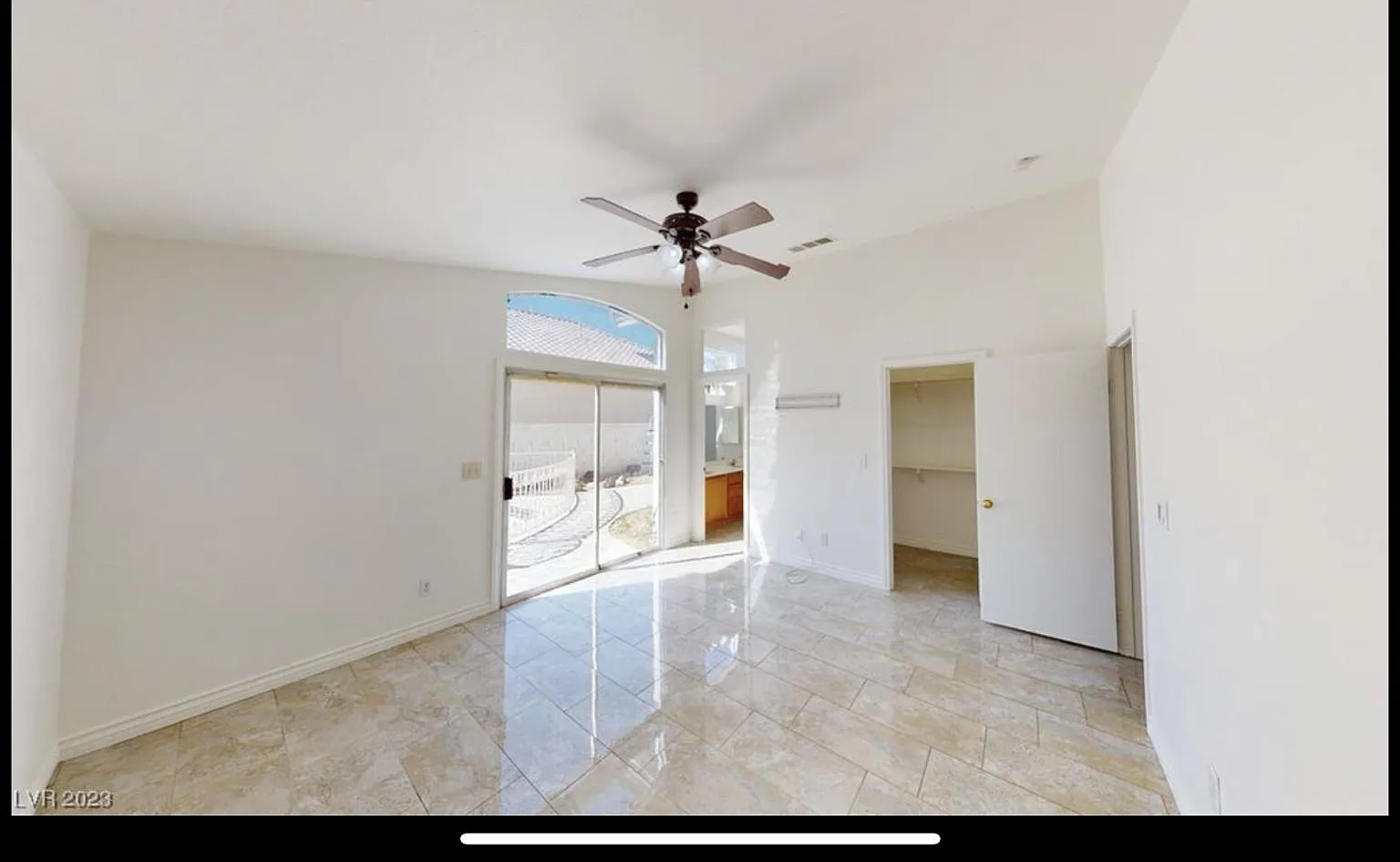 3 bed, 1266 sqft, $1,900 — Photo 4