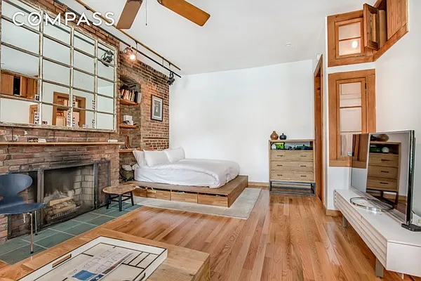 Rented by Compass | media 9