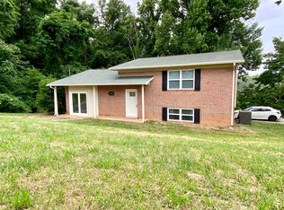 2692 Lowe Dr, Talbott, TN 37877