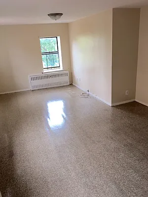 Rented by CSE Realty LLC | media 4