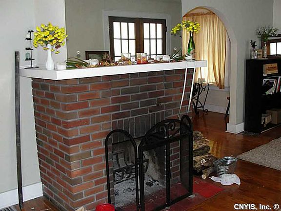 5th image of 111 Delray Ave