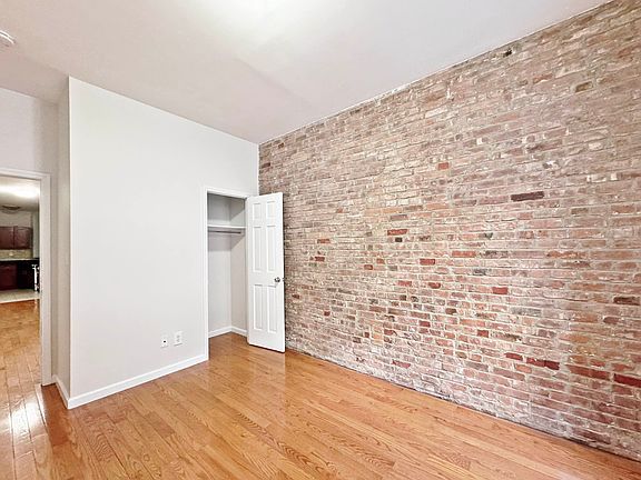3rd image of 329 W 35th St #1F