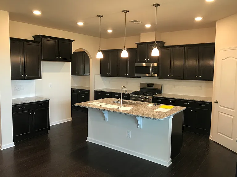 1037 Bannister Rd — Photo 30