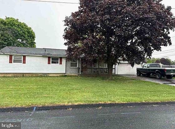 1st image of 701 Fisher Dr