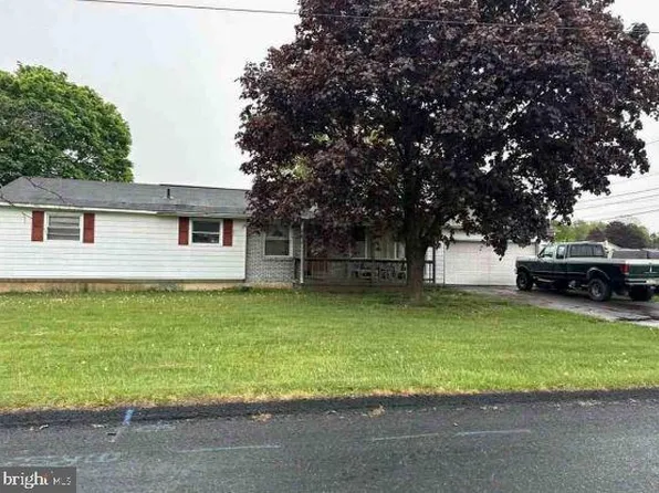 701 Fisher Dr, Watsontown, PA 17777