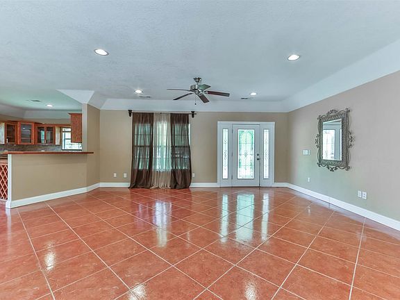 Spacious family room