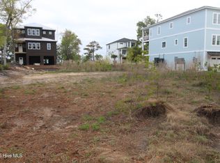 10510 Coast Guard Rd, Emerald Isle, NC 28594