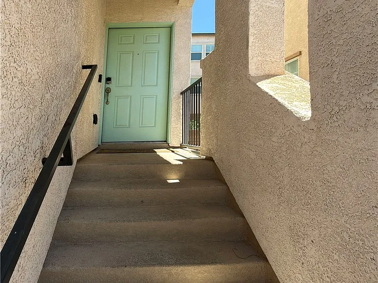 372 Ambitious St — Photo 4