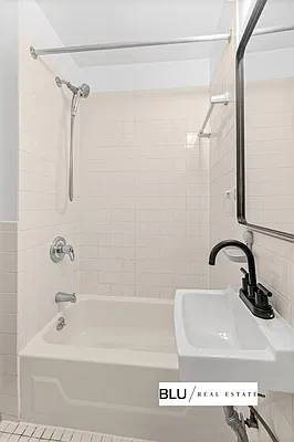 Bathroom, photo 3