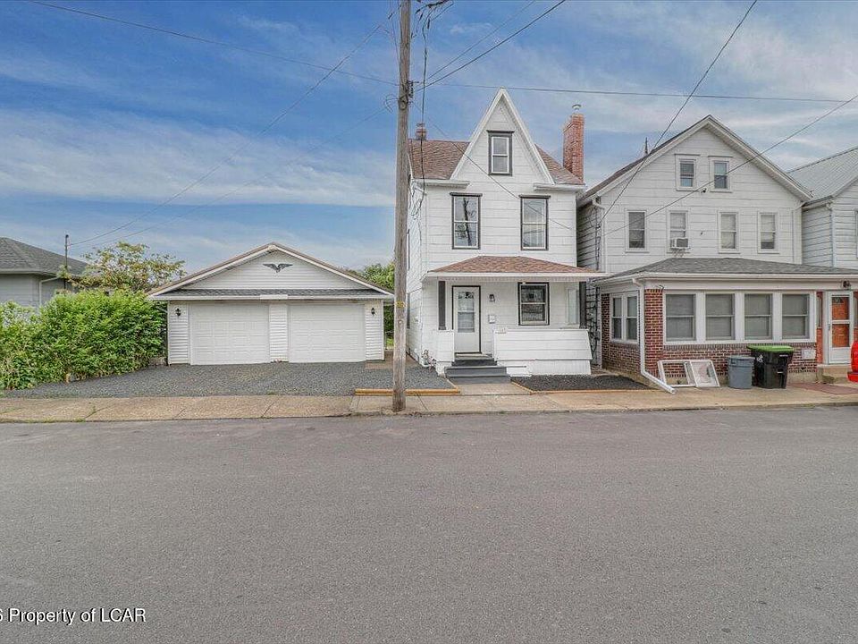 1st image of 163 Washington St