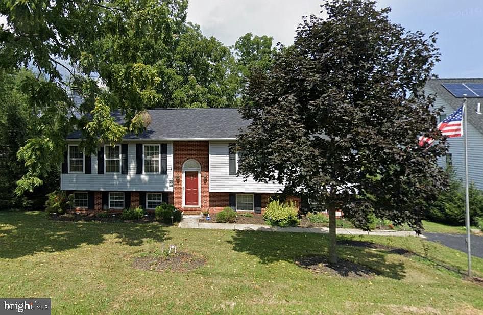 1st image of 8813 Orchard Rd