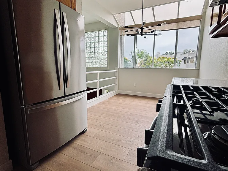 501 Herondo St #18 — Photo 4