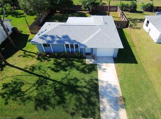 18522 Zinnia Rd, Fort Myers, FL 33967