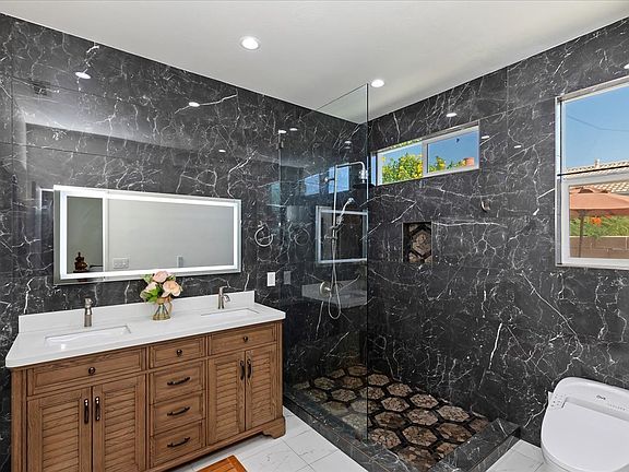 Master bath fully renovated