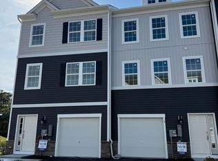 1 Bay Breeze Dr, Waretown, NJ 08758