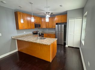 314 W 72nd St #3, Chicago, IL 60621