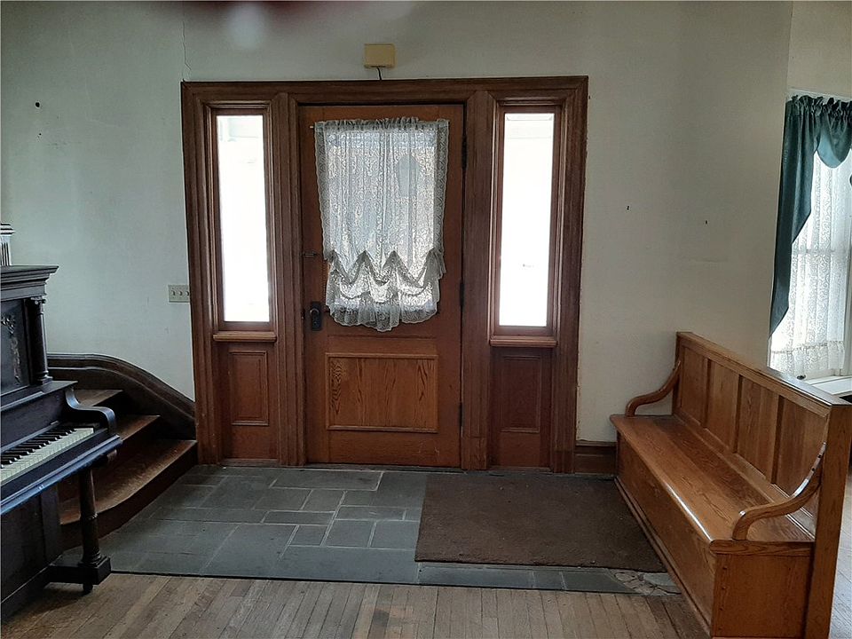 261 Main St, Dansville, NY 14437 Zillow