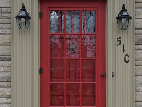 2nd image of 510 S 8th St