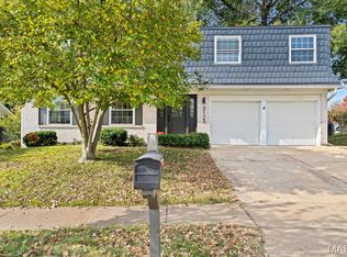 3123 Donnycave Ln, Maryland Heights, MO 63043