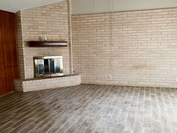 2nd image of 7215 Towerview Ln