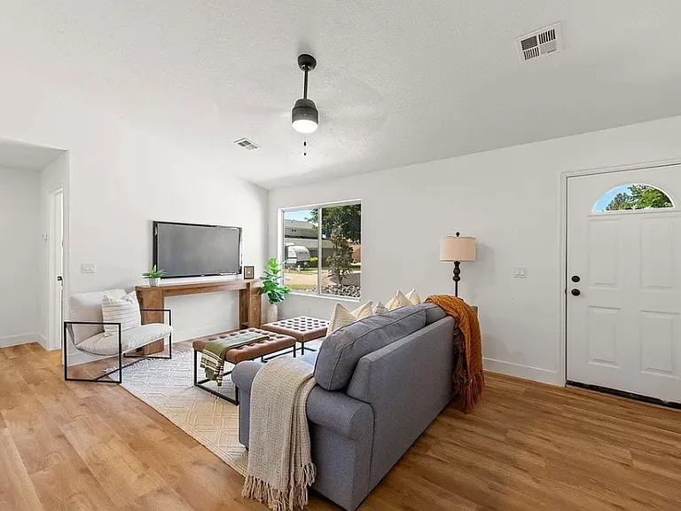 1178 N 1340 West Cir — Photo 12