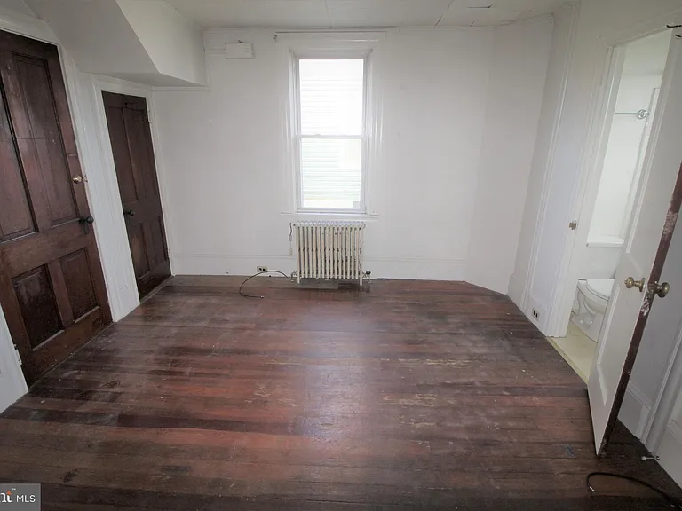 354 E Main St #A — Photo 4