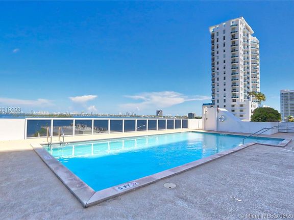 5th image of 601 NE 23rd St #301