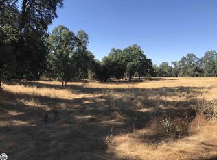 18233 Yosemite Rd, Tuolumne, CA 95379