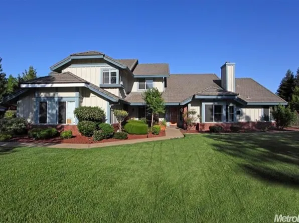 8267 Dressage Way, Sacramento, CA 95829