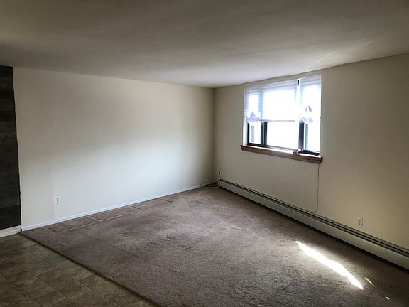 3rd image of 26 Broadway