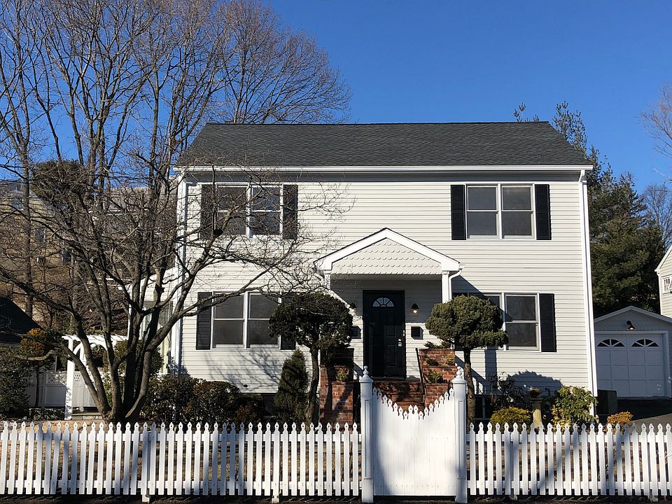341-343 Weed Avenue