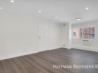 229 S Carondelet St #205, Los Angeles, CA 90057