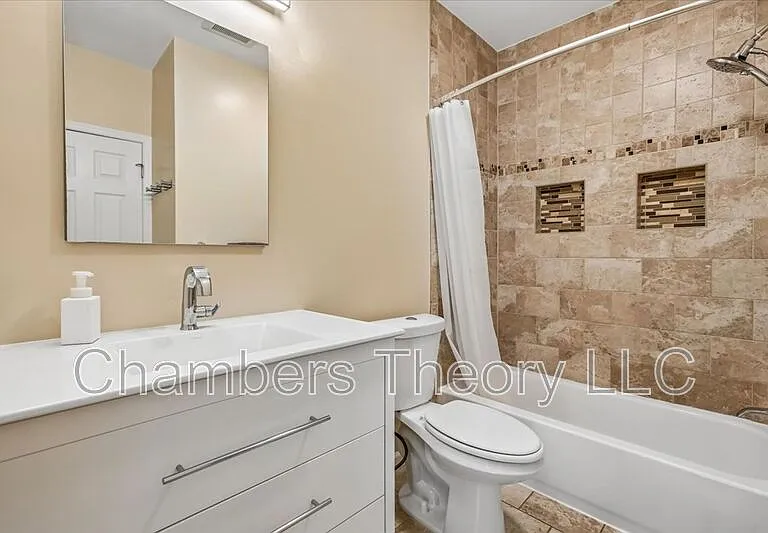 124 Rolling Trce — Photo 21