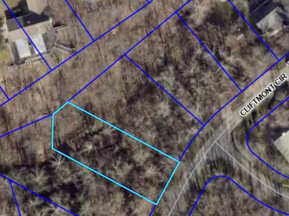 1732 Cliftmont Cir, Lawrenceburg, IN 47025