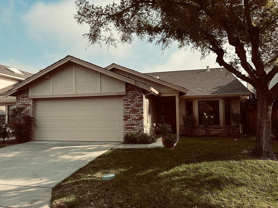 1st image of 2255 Bayo Claros Cir