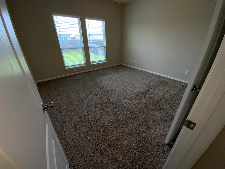1228 Grand Oak Trl — Photo 24