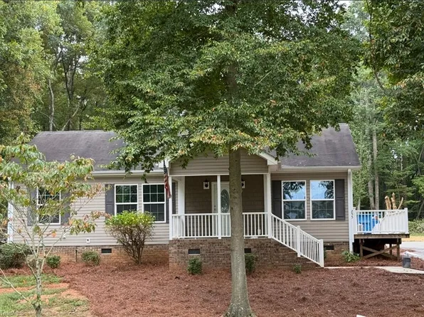 255 Lester Dr, Lexington, NC 27292