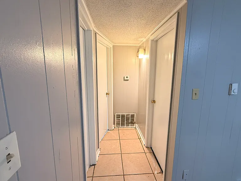 1600 Brentwood Dr #108 — Photo 5