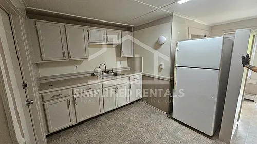 27 River St #B Photo 1 27 River St #B Photo 1