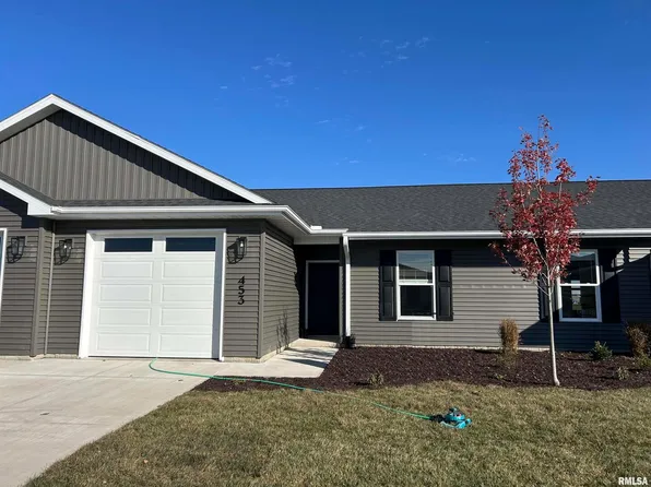 453 N 4th Ave, Eldridge, IA 52748