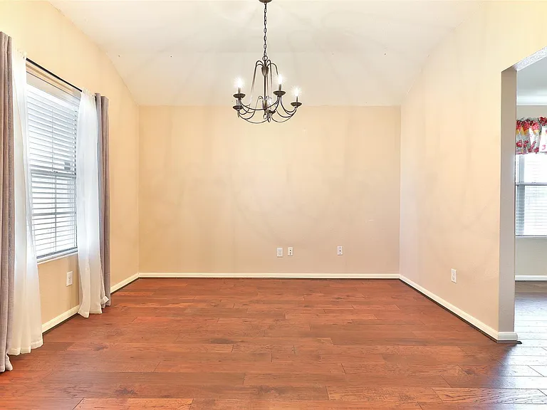 19627 Beachy Ct — Photo 7