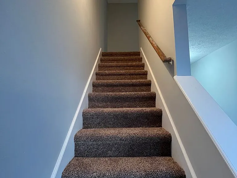 105 Hillridge Ct — Photo 6