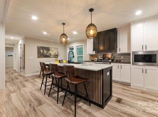 121 Green St, Connelly Springs, NC 28612